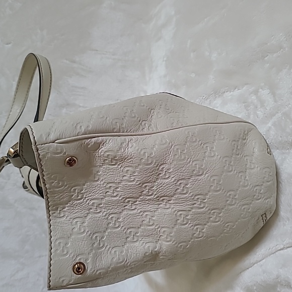 Gucci Guccissima - Picture 5 of 17